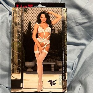 White Lace Lingerie Set